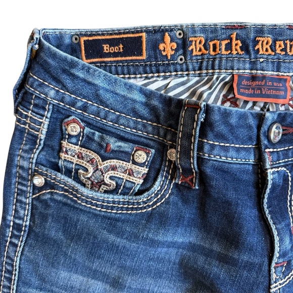Women’s Rock Revival Bootcut Betty Rhinestone Pocket Jeans - Picture 4 of 9